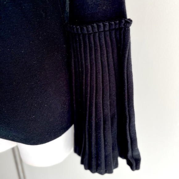 Banana Republic Black Pleated Bell Sleeve Sweater - Picture 3 of 6